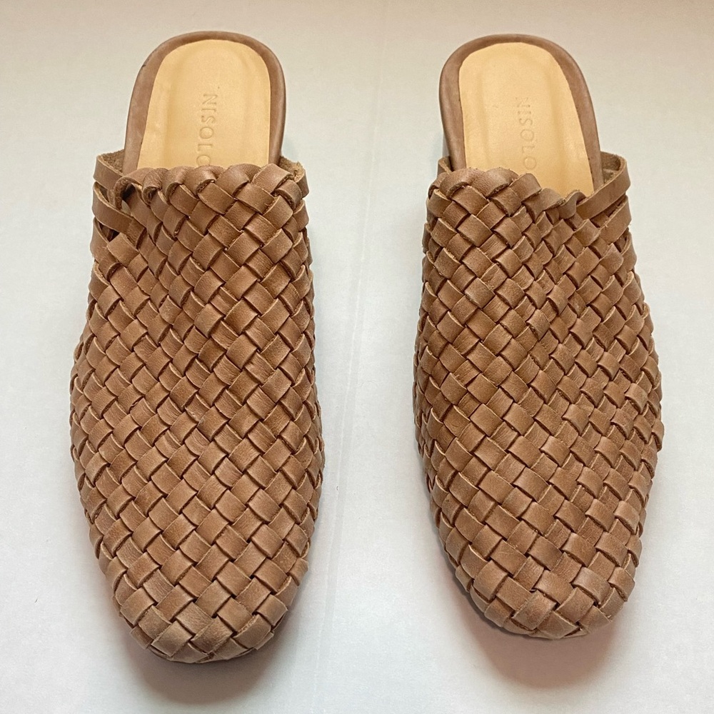 Nisolo All-Day Woven Heeled Mule In Almond - Picture 5 of 12